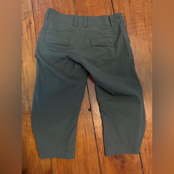 Lole cargo capri pants green utility belt loops pockets women’s size 8 EUC - Picture 6 of 7